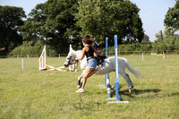 Show jumping 30cm upwards
